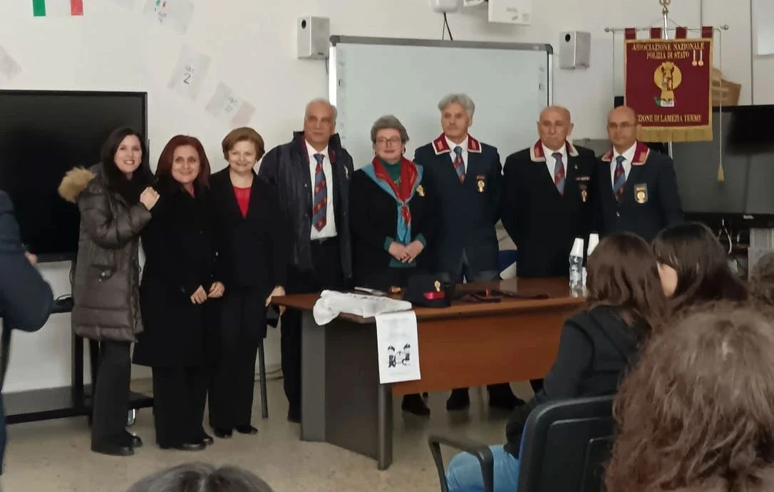Legalità e rispetto, l’IC “Gatti-Manzoni-Augruso” incontra l’Associazione Nazionale Polizia di Stato