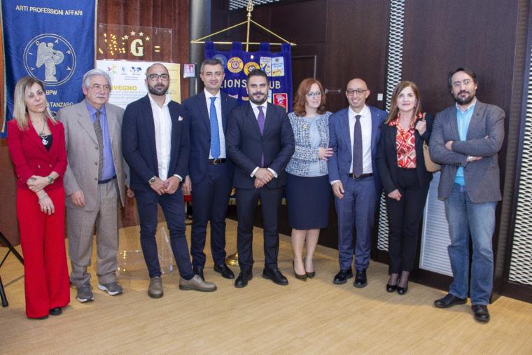 "L'odio nella rete: dalla libertà di opinione alla gogna mediatica. Profili penali,
risvolti psicologici e la deontologia del giornalista": i dettagli del convegno images "L'odio nella rete: dalla libertà di opinione alla gogna mediatica. Profili penali,
risvolti psicologici e la deontologia del giornalista": i dettagli del convegno