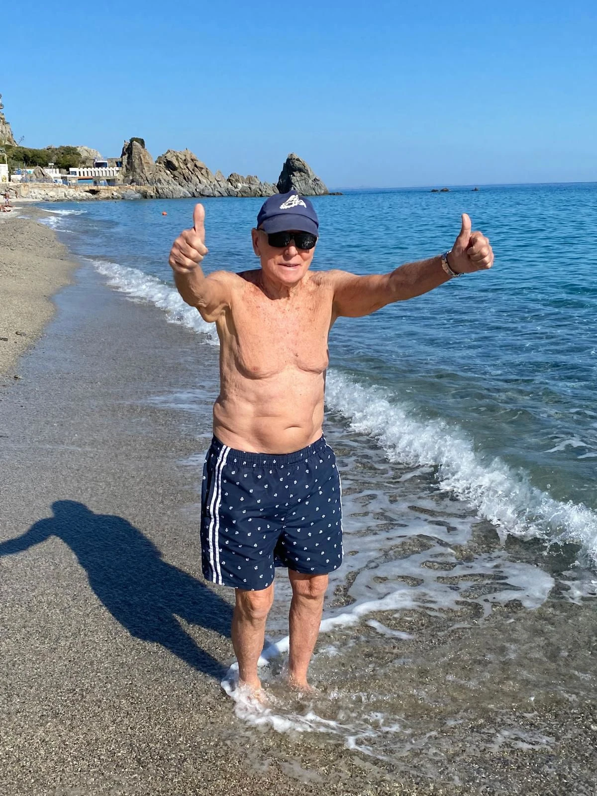 Catanzaro, addio al dottor Madonna: domani i funerali