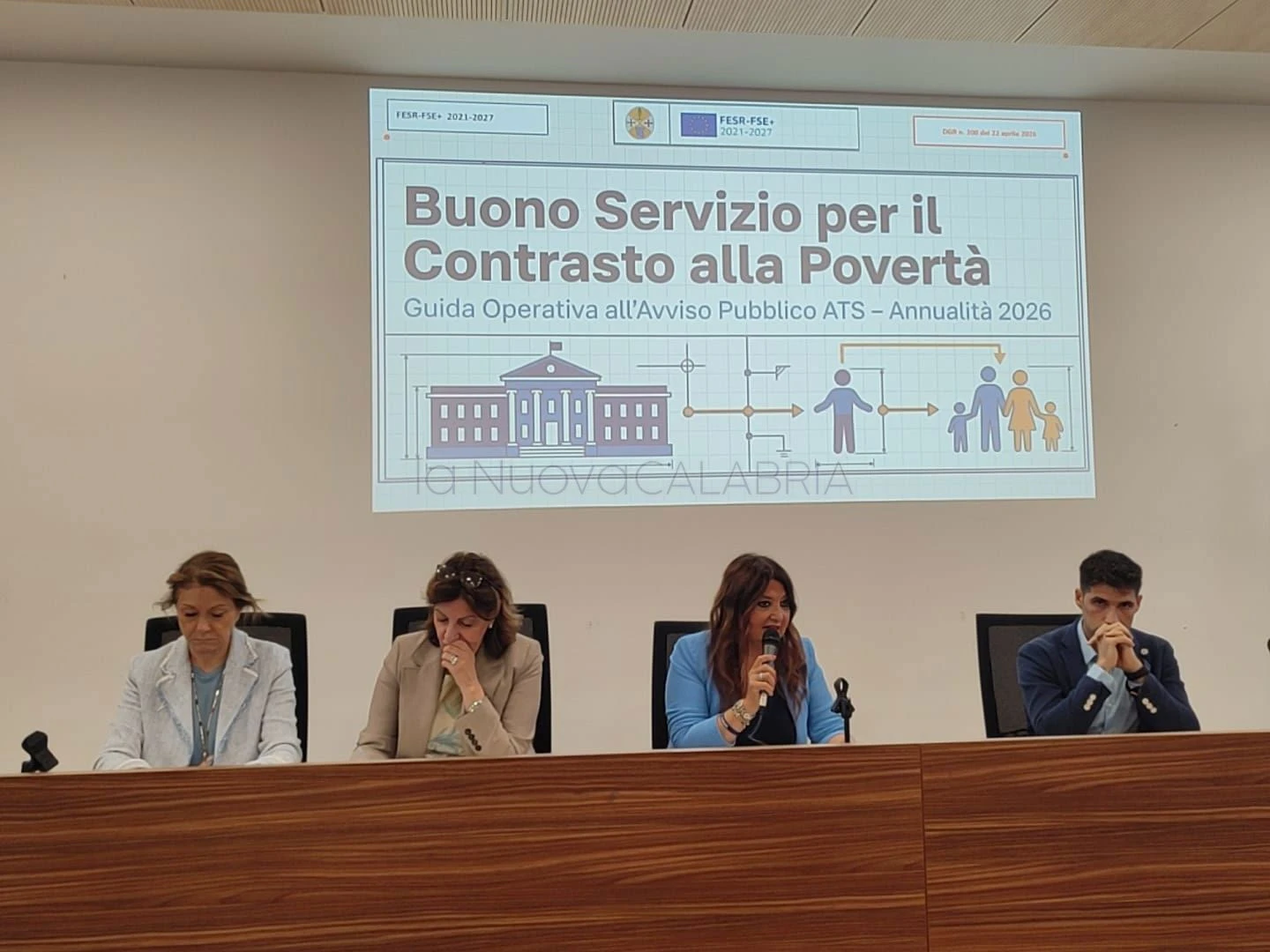 L'assessore regionale Straface incontra gli Ats per il "Buono per il contrasto alla povertà"