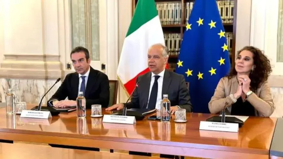 images Lotta alle infiltrazioni mafiose negli appalti e nella sanità: intesa Piantedosi-Occhiuto
