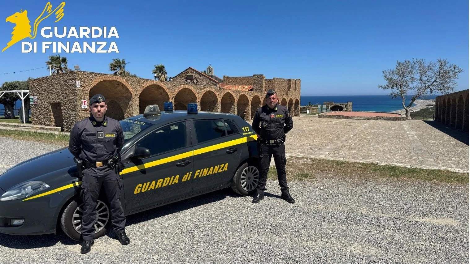 Crotone, fatture false e maxi evasione nel settore trasporti: sequestrati beni per oltre 400mila euro