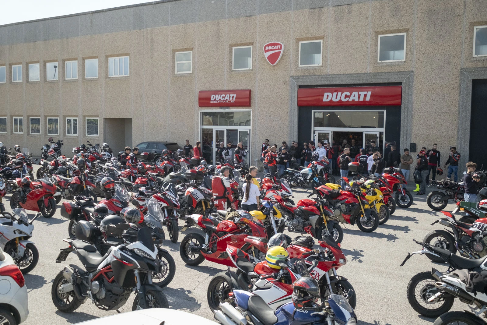 "We Ride as one", a Tropea l'evento Ducati con 103 moto da tutta la regione 