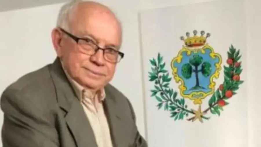 A Soverato il prof. Giulio De Loiro esalta il libro “Calabria la prima Italia” dell’americana Gertrude Slaughter images A Soverato il prof. Giulio De Loiro esalta il libro “Calabria la prima Italia” dell’americana Gertrude Slaughter