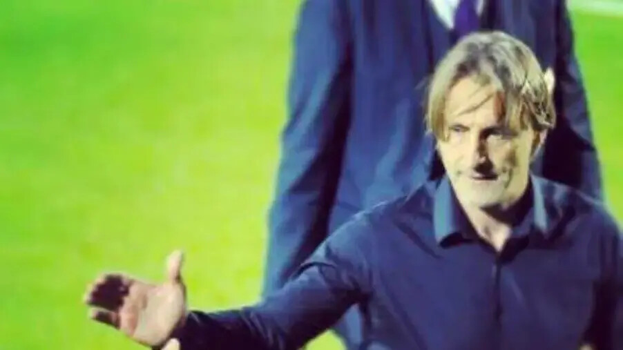 images Corbelli (Diritti Civili): "Sia premiato con la 'Panchina d'Oro' l'allenatore Davide Nicola, ex Crotone"