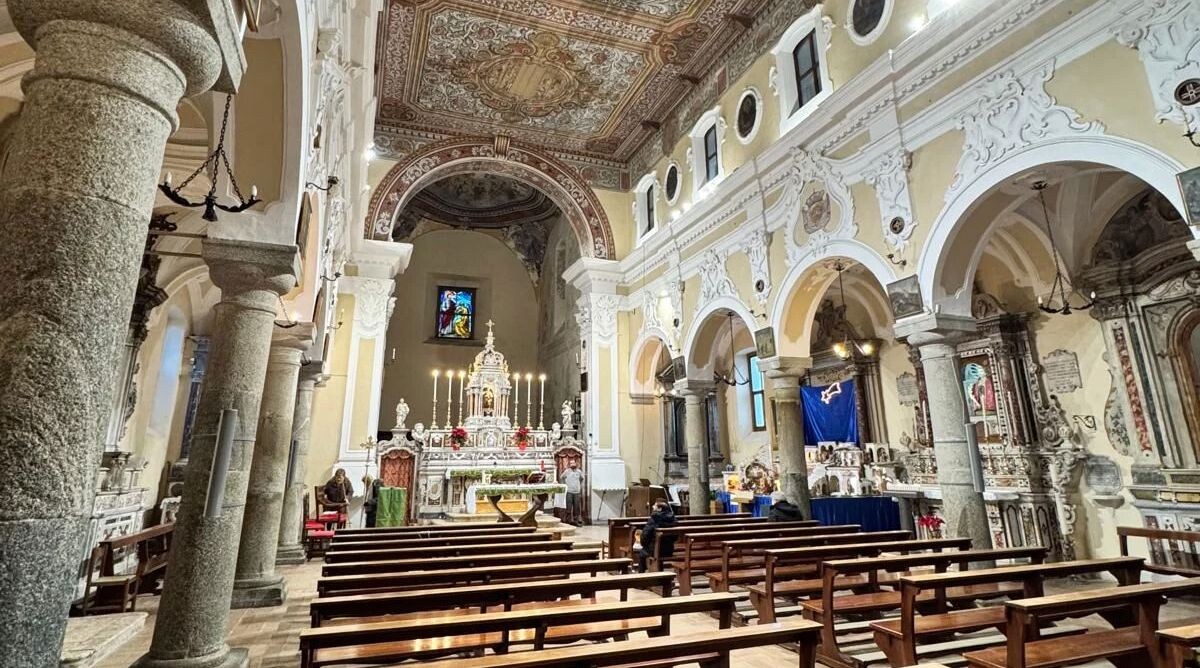 images Nuove luci per la Chiesa Matrice di Montauro: potenziato impianto e recuperata parte dell’edificio