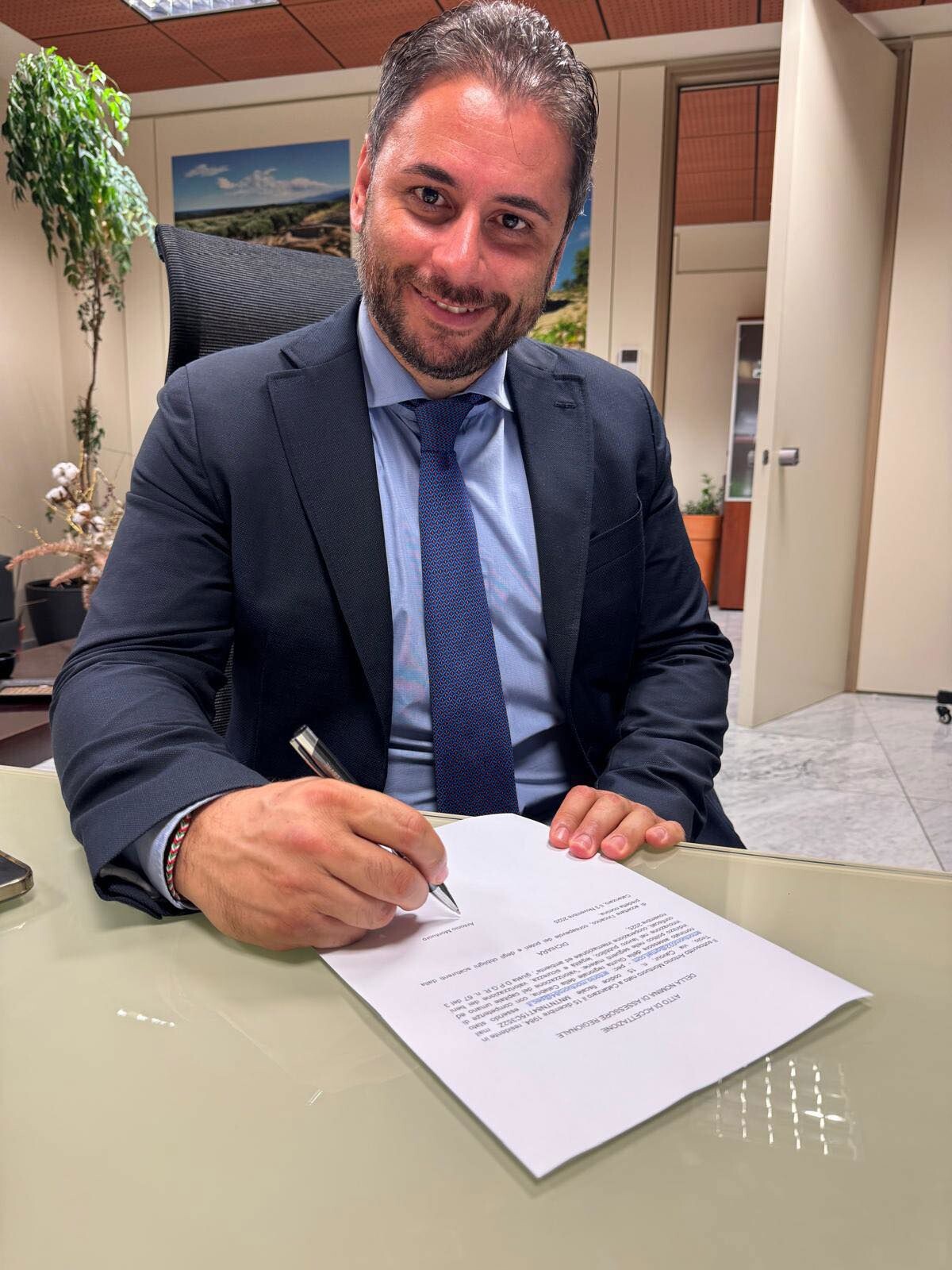 images Il neo assessore regionale Montuoro ringrazia FdI: “Nuova sfida per cui serviranno impegno, coraggio e visione”