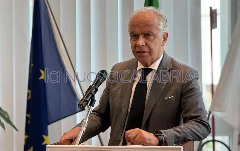 Enti locali, Piantedosi a Catanzaro: ripristino delle Provincie e revisione norma scioglimenti images Enti locali, Piantedosi a Catanzaro: ripristino delle Provincie e revisione norma scioglimenti