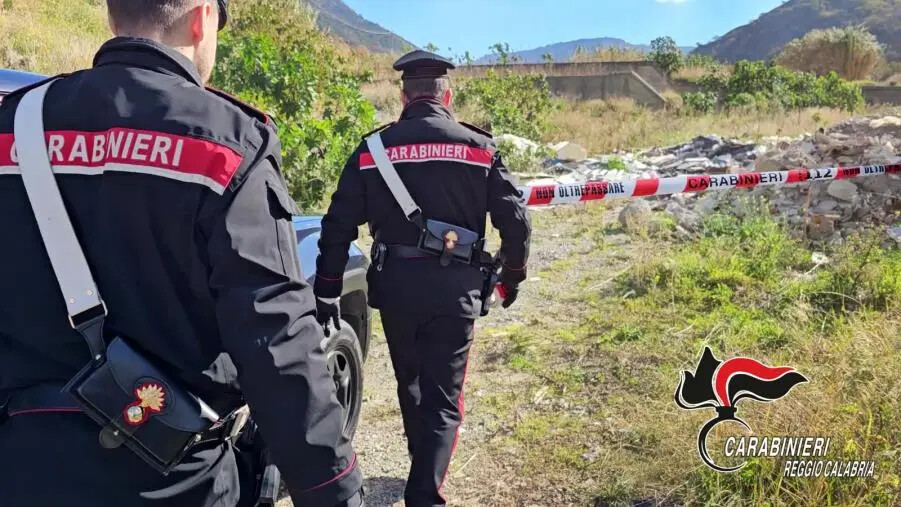 Disastro ambientale e traffico illecito di rifiuti: un arresto e 4 denunce nel Reggino (NOMI) images Disastro ambientale e traffico illecito di rifiuti: un arresto e 4 denunce nel Reggino (NOMI)