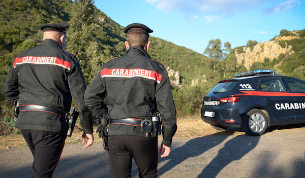 Ferito un uomo a coltellate nel Catanzarese, è grave: indagano i carabinieri images Ferito un uomo a coltellate nel Catanzarese, è grave: indagano i carabinieri