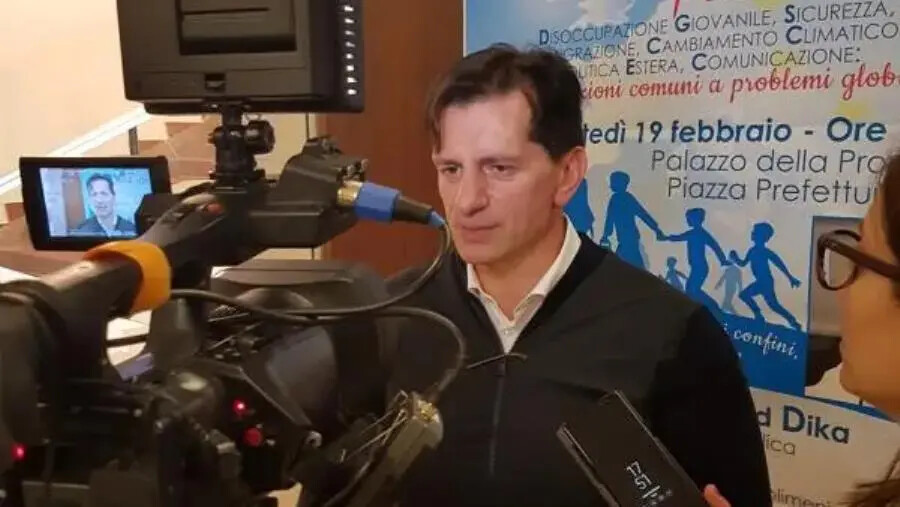 A Diamante Giovanni Sgrò parla di “Connessione Sud”
images A Diamante Giovanni Sgrò parla di “Connessione Sud”