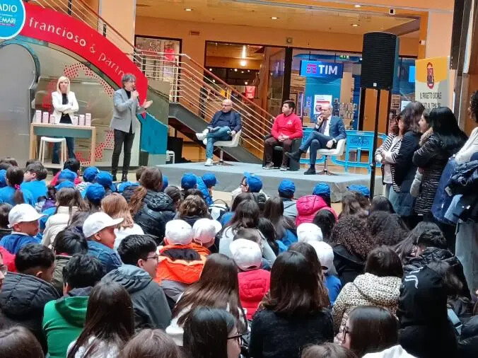 Lamezia, procede il percorso di educazione alla legalità al Comprensivo Gatti-Manzoni-Augruso images Lamezia, procede il percorso di educazione alla legalità al Comprensivo Gatti-Manzoni-Augruso