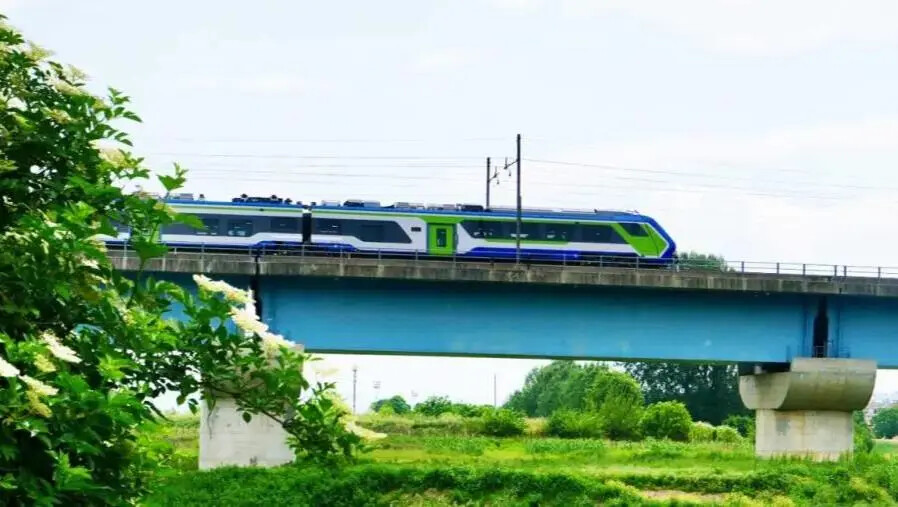 Gruppo FS, conclusa con successo in Calabria la sperimentazione di treni alimentati con biocarburante images Gruppo FS, conclusa con successo in Calabria la sperimentazione di treni alimentati con biocarburante