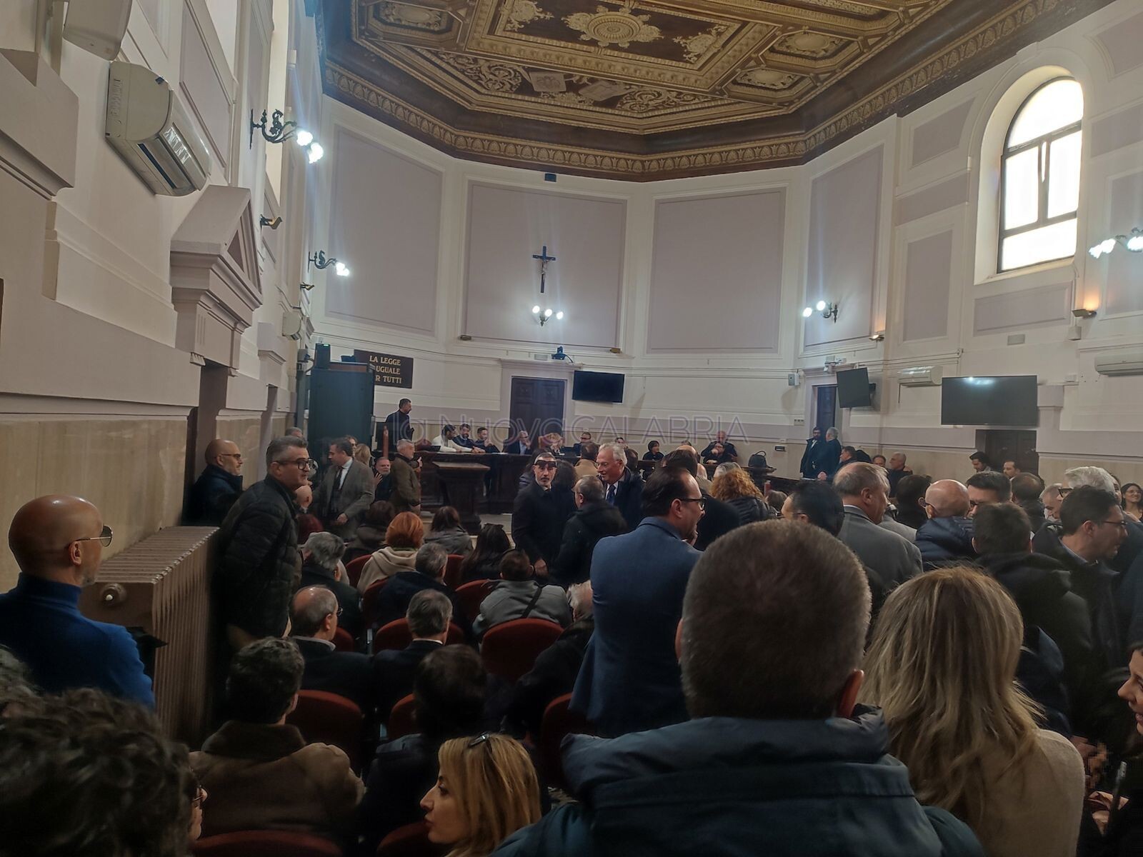 images Buco in bilancio al COA di Catanzaro: l'Assemblea straordinaria e la spaccatura del Foro
