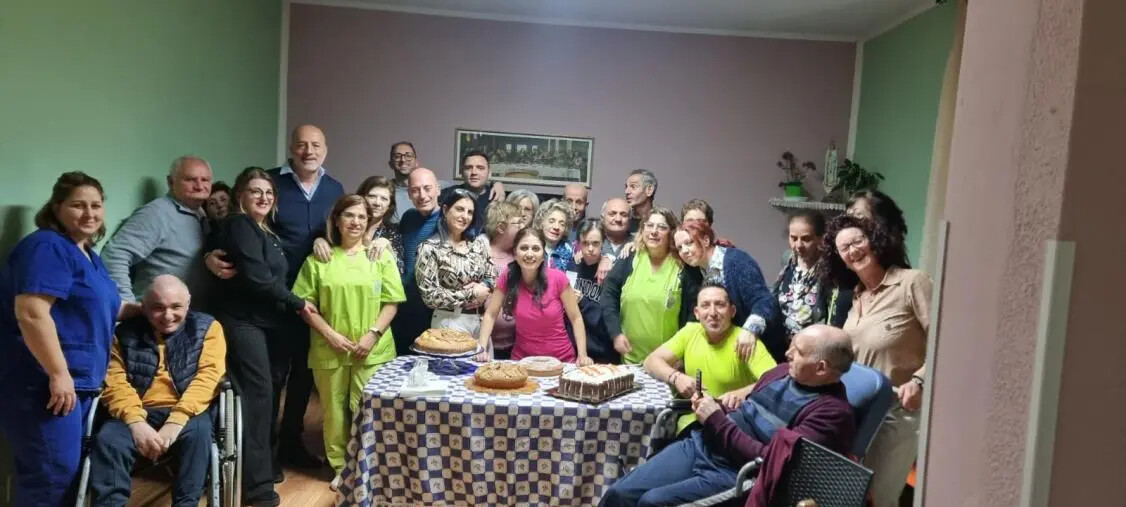 images Cropani, convivialità e condivisione in vista della Pasqua nella struttura di don Alfonso Velonà&nbsp;