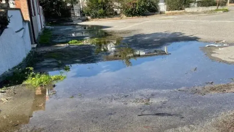 images Villaggio Carrao di Cropani Marina: la situazione peggiora nonostante le segnalazioni