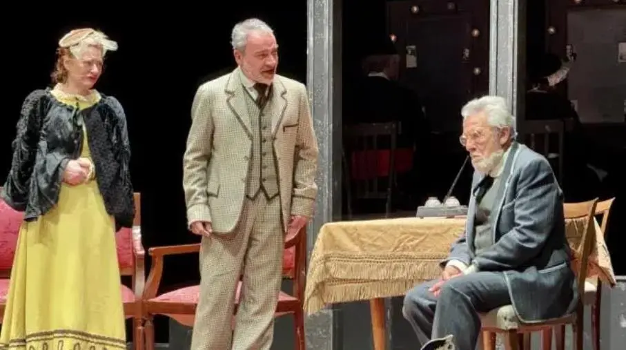 images AMA Calabria, Pippo Pattavina conquista Lamezia con “Pensaci, Giacomino” di Pirandello