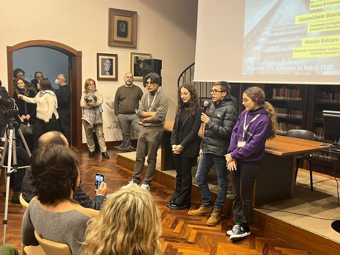 images Giorno della Memoria, gli studenti del Liceo scientifico Siciliani hanno raccontato il viaggio nel campo di concentramento di Auschwitz-Birkenau