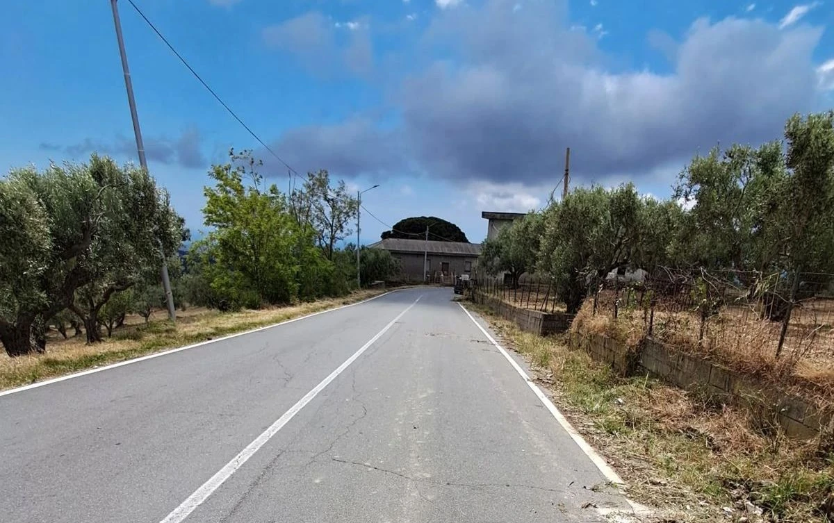 Ripulita la strada provinciale Gimigliano–Catanzaro in vista della festa della Madonna di Porto