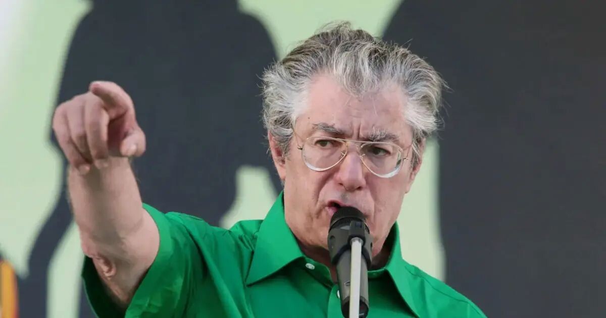 images È morto Umberto Bossi, fondatore della Lega: aveva 84 anni