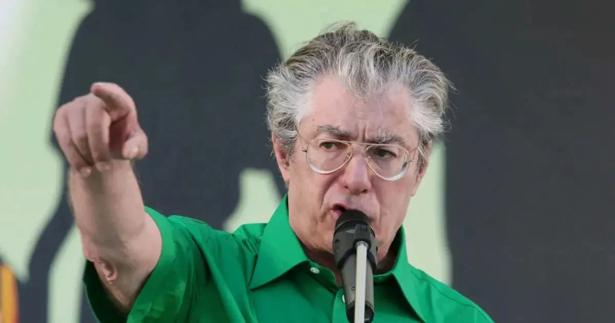 È morto Umberto Bossi, fondatore della Lega: aveva 84 anni
