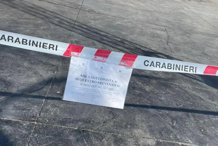 images Dissequestrata la discoteca Scogliera di Pietragrande