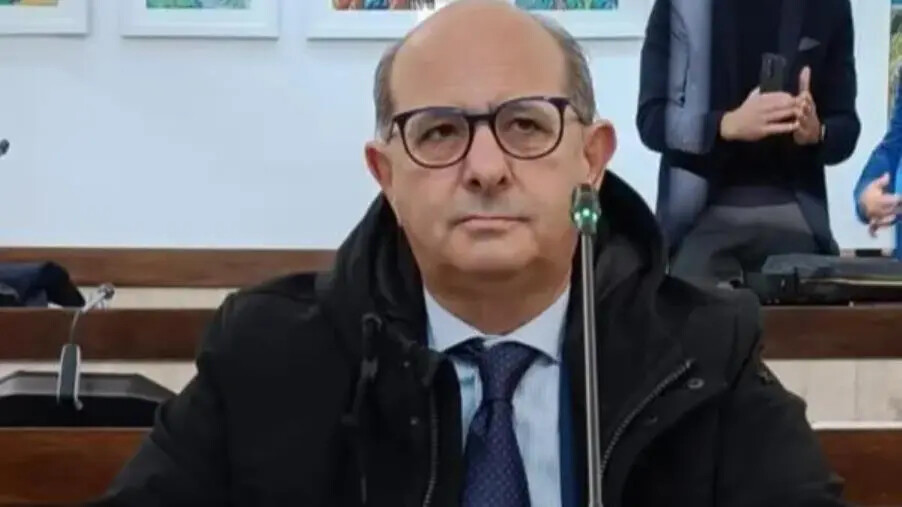 images Bonifica Sin Crotone, Pedace condanna l'atteggiamento del Corap