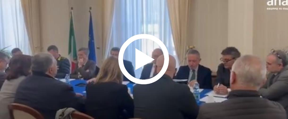 images Vibo Valentia, tavolo tecnico tra Prefettura e rappresentanti della Provincia, comuni e forze dell'ordine
