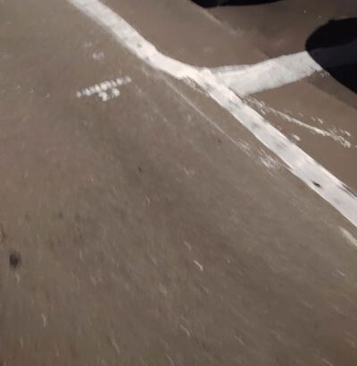 images Catanzaro, strisce bianche su via Milelli: Giangurgolo 2.0 'colpisce' ancora