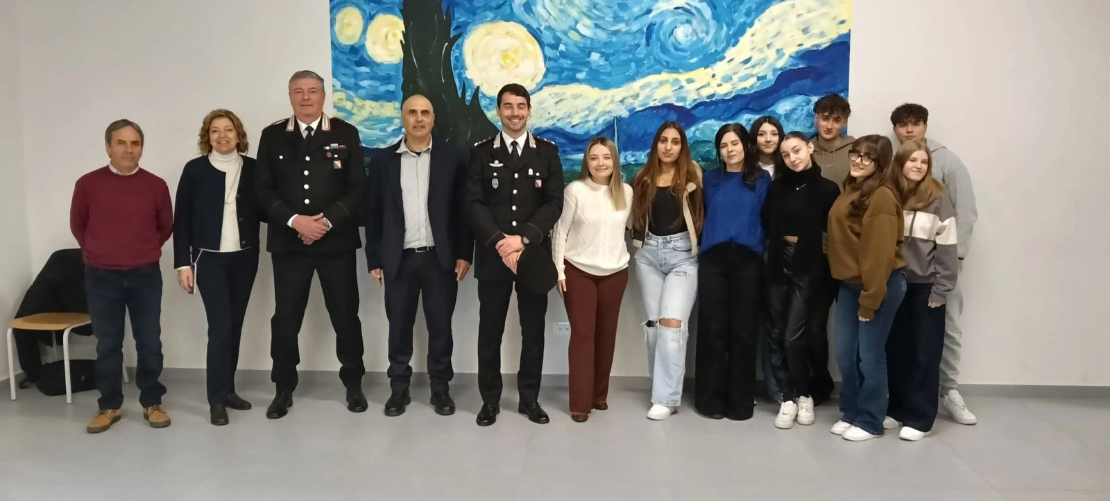 Educazione alla legalità, all'IIS "Ferrari" di Chiaravalle un incontro formativo con l'Arma dei Carabinieri