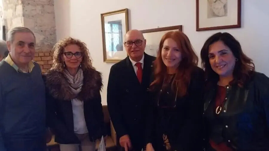 Home Banking, lezione sull'alfabetizzazione finanziaria nella sede dell'associazione 'A Filanda images Home Banking, lezione sull'alfabetizzazione finanziaria nella sede dell'associazione 'A Filanda