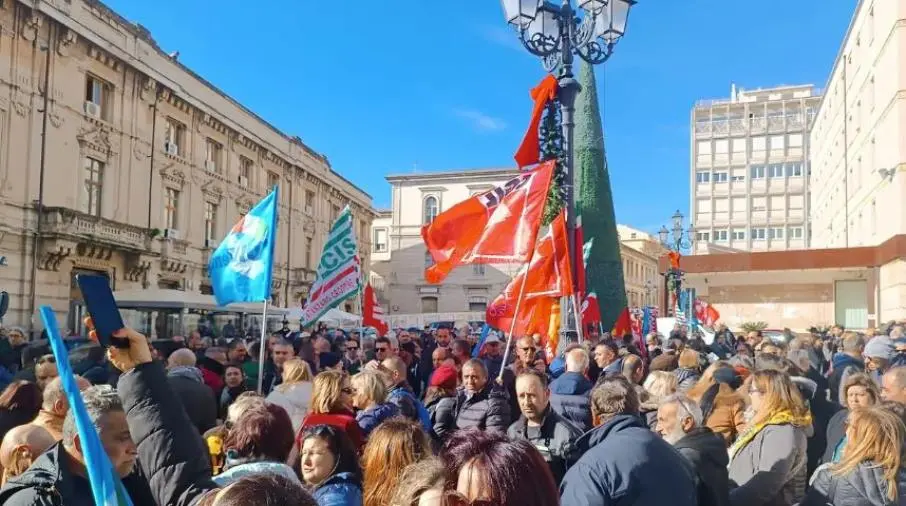 Tirocinanti, sindacati chiedono intervento del Governo e coinvolgono l’Anci
 images Tirocinanti, sindacati chiedono intervento del Governo e coinvolgono l’Anci
