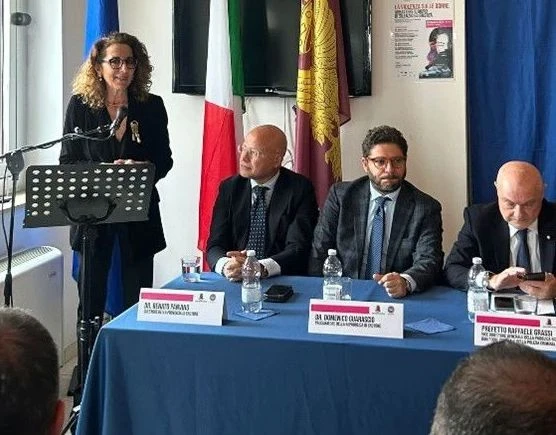 A Crotone inaugurata in Questura la "Stanza tutta per sè" 