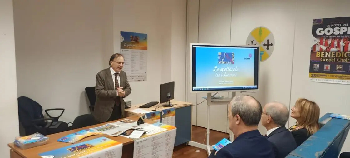 47° MusicAMA Calabria, presentato il programma: si parte con Giuseppe Nova e Luca Barbarossa images 47° MusicAMA Calabria, presentato il programma: si parte con Giuseppe Nova e Luca Barbarossa