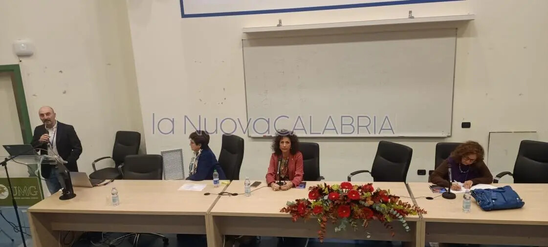 images Catanzaro, all'Umg il convegno regionale dell'AIDM: focus sull'intelligenza artificiale in medicina