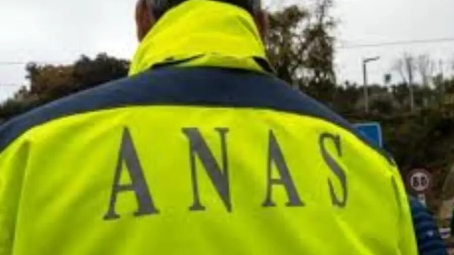 Maltempo nel catanzarese, riaperto al traffico il tratto della SS 106 a Copanello images Maltempo nel catanzarese, riaperto al traffico il tratto della SS 106 a Copanello