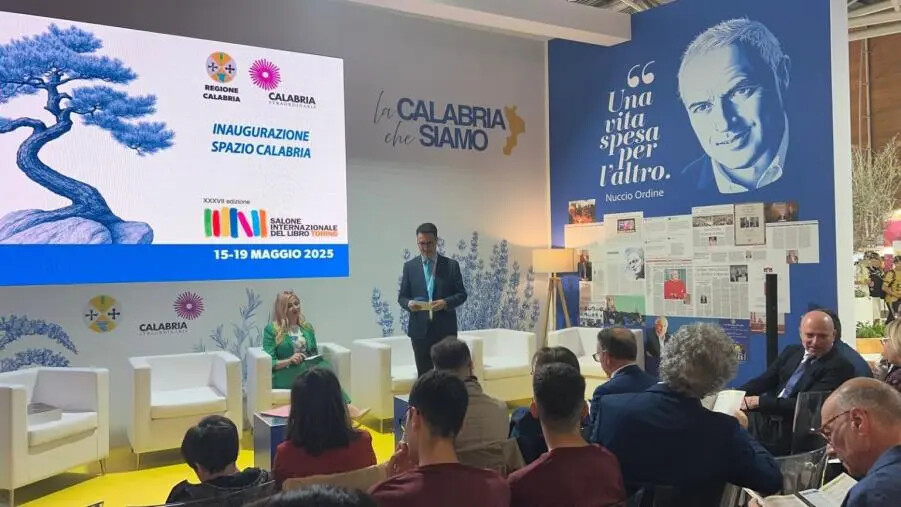 images La Regione al Salone di Torino, Capponi: “Il libro come ponte tra le generazioni”