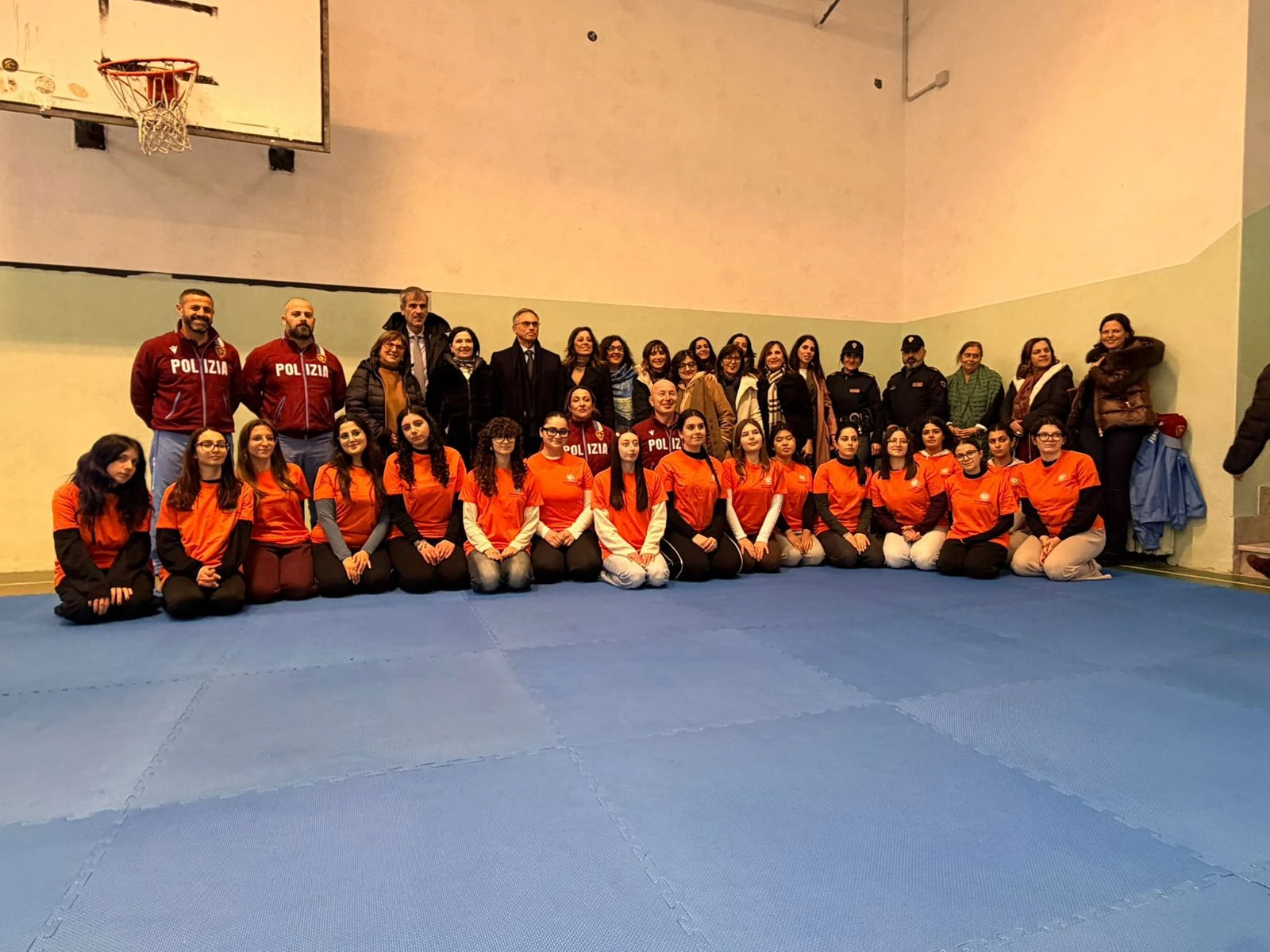 Contro la violenza di genere, a Lamezia Soroptimist e Polizia attivano un corso di autodifesa