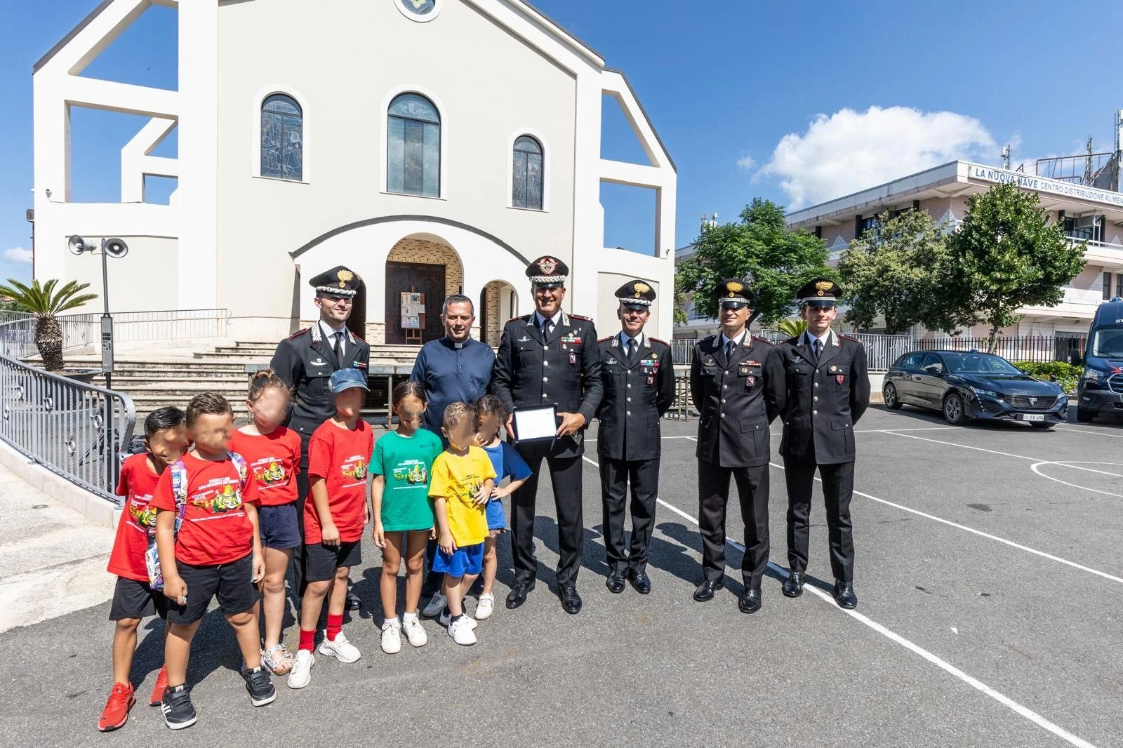 Lamezia, l'Arma e il centro "Estate ragazzi" insieme per una giornata all’insegna della legalità
