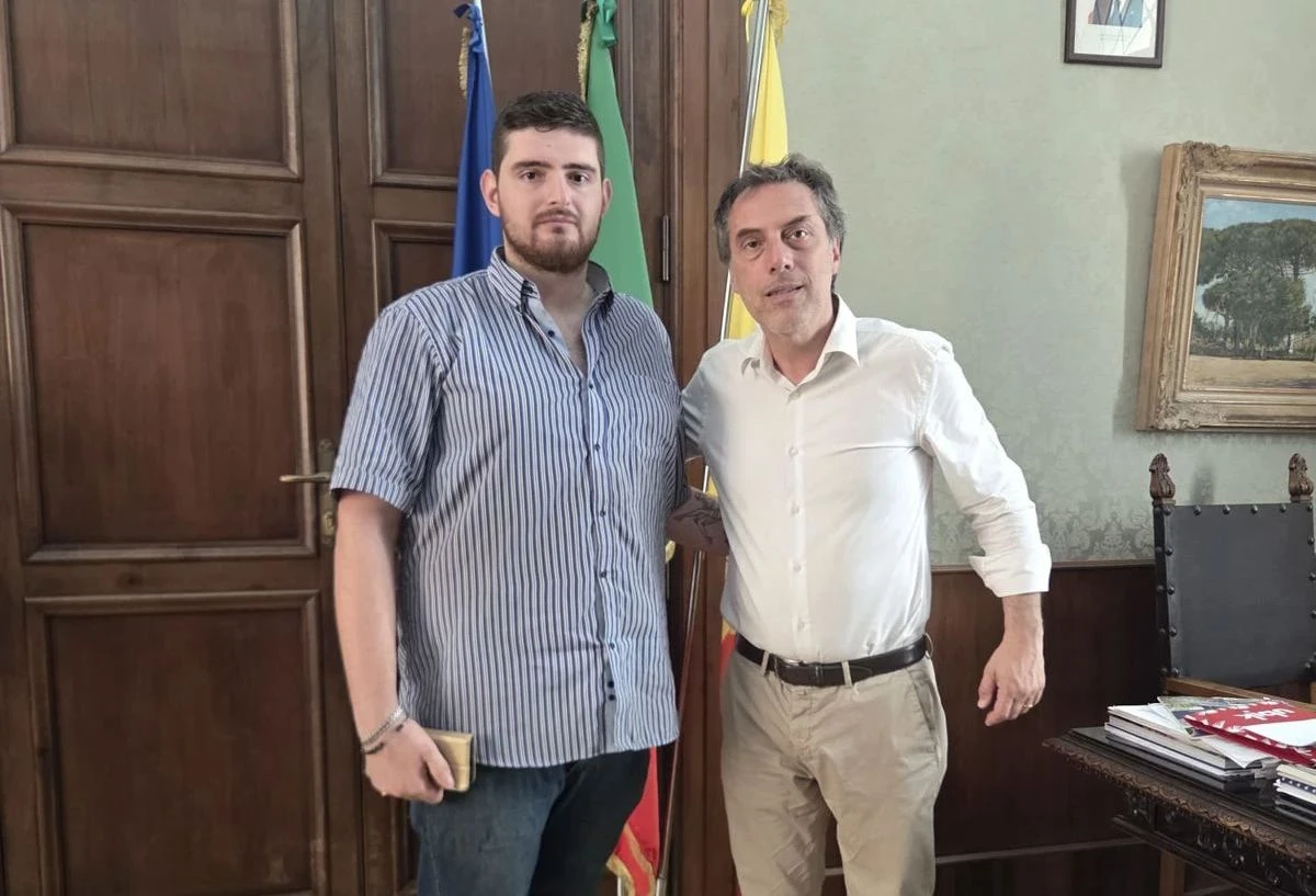 Catanzaro, Fiorita incontra il commerciante Rotundo: "Massima vicinanza e sostegno a chi investe nel cuore della città"