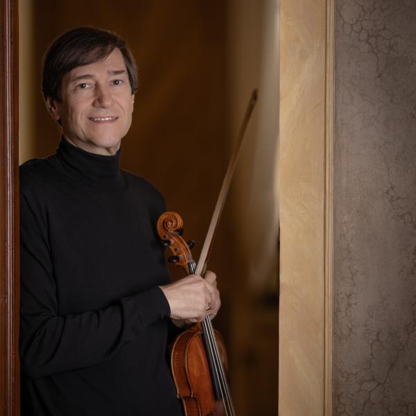 Stagione Ama Calabria a Lamezia Terme, domani  va in scena lo spettacolo “SMILE Uno Stradivari al cinema” images Stagione Ama Calabria a Lamezia Terme, domani  va in scena lo spettacolo “SMILE Uno Stradivari al cinema”