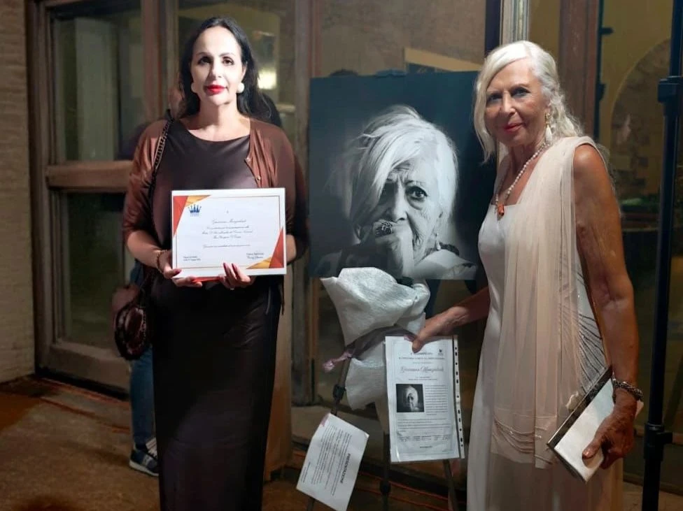 La fotografa Giovanna Mangialardi conquista il II posto al concorso d'arte "Le Crepe dell'Anima" di Roma 