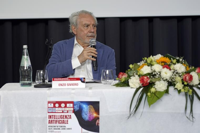 Torre di Ruggiero, Intelligenza Artificiale e futuro etico tra sanità, scuola e professioni images Torre di Ruggiero, Intelligenza Artificiale e futuro etico tra sanità, scuola e professioni