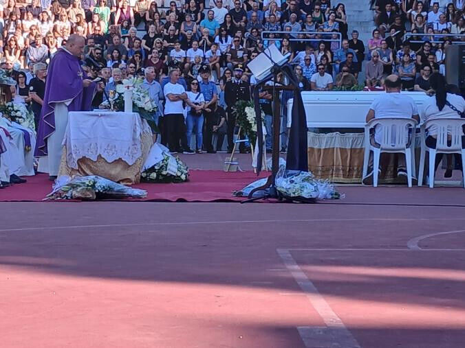 images Morte di Carlotta La Croce, la famiglia deposita le consulenze: “Non fu fatalità, ma una catena di errori umani”