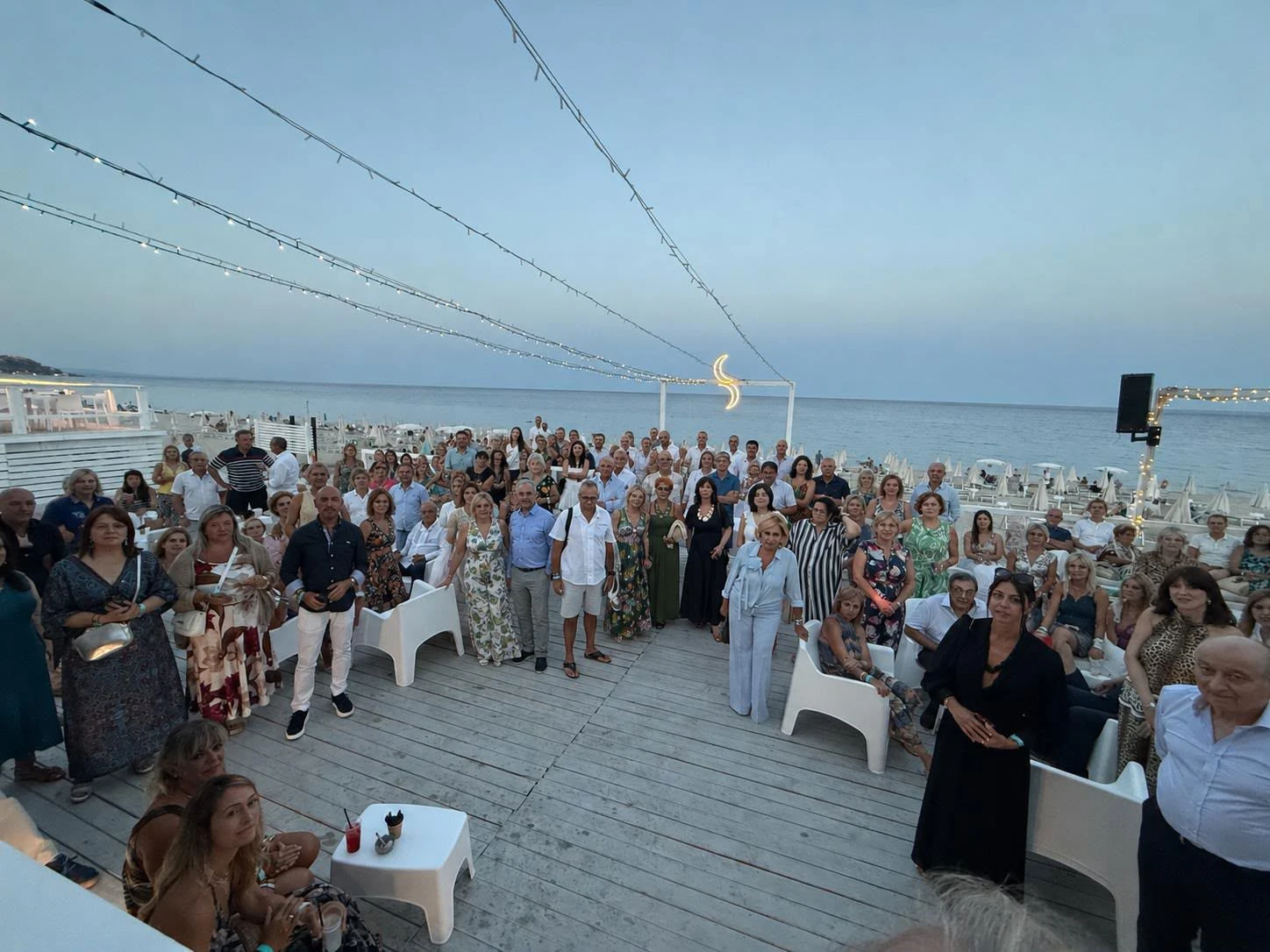 A Montepaone Lido aperitivo di beneficenza dei Clubs della Zona 22 del Distretto Lions 108 YA per acquistare un defibrillatore