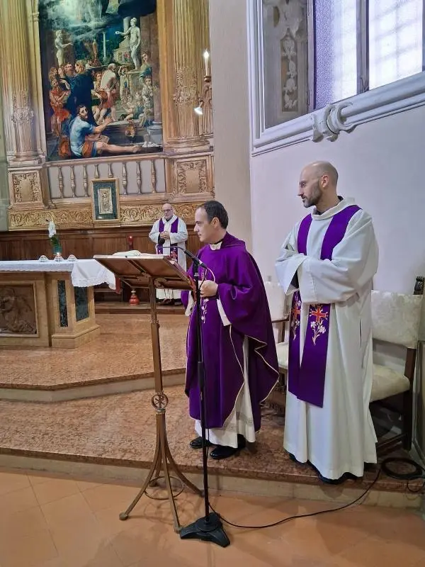 La Diocesi di Parma accoglie Don Francesco Cristofaro per  “O tutti o nessuno” 
 images La Diocesi di Parma accoglie Don Francesco Cristofaro per  “O tutti o nessuno”