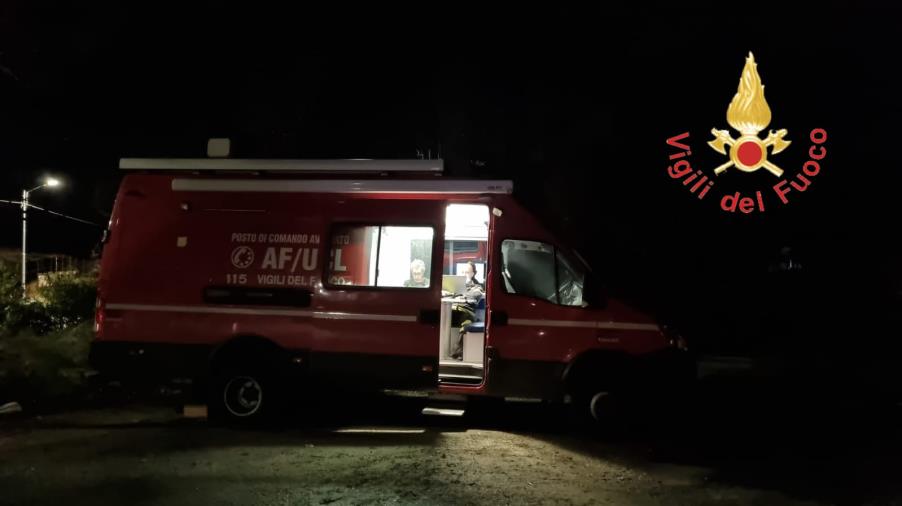 images Catanzaro, proseguono con l'elicottero le ricerche della 79enne scomparsa da ieri sera  