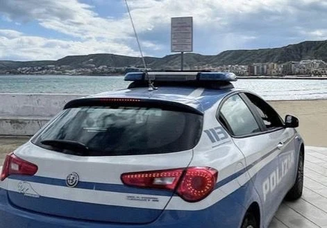 Crotone, cittadino irregolare con precedenti accompagnato al CPR: proseguono i controlli della Polizia