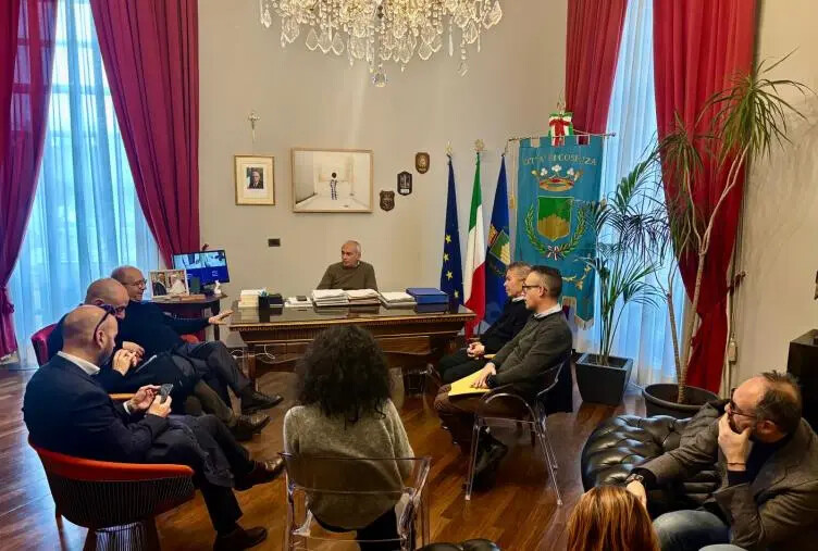 images Piano di bacino del Distretto Idrografico, Caruso incontra una delegazione di sindaci del Cosentino