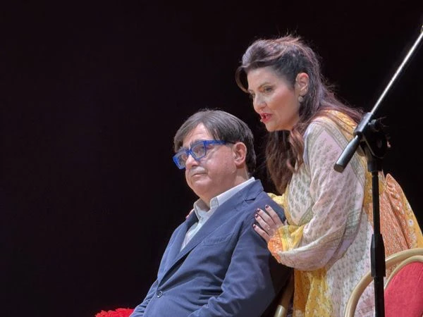 Elio e l’Opera Buffa, una serata di grande teatro per AMA Calabria
